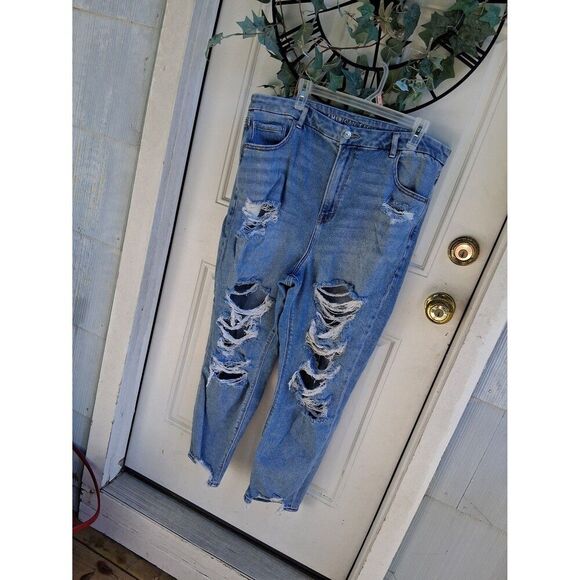 American Eagle Outfitters Denim - American Eagle Outfitters Jeans Stretch Distressed Size 18 Regular